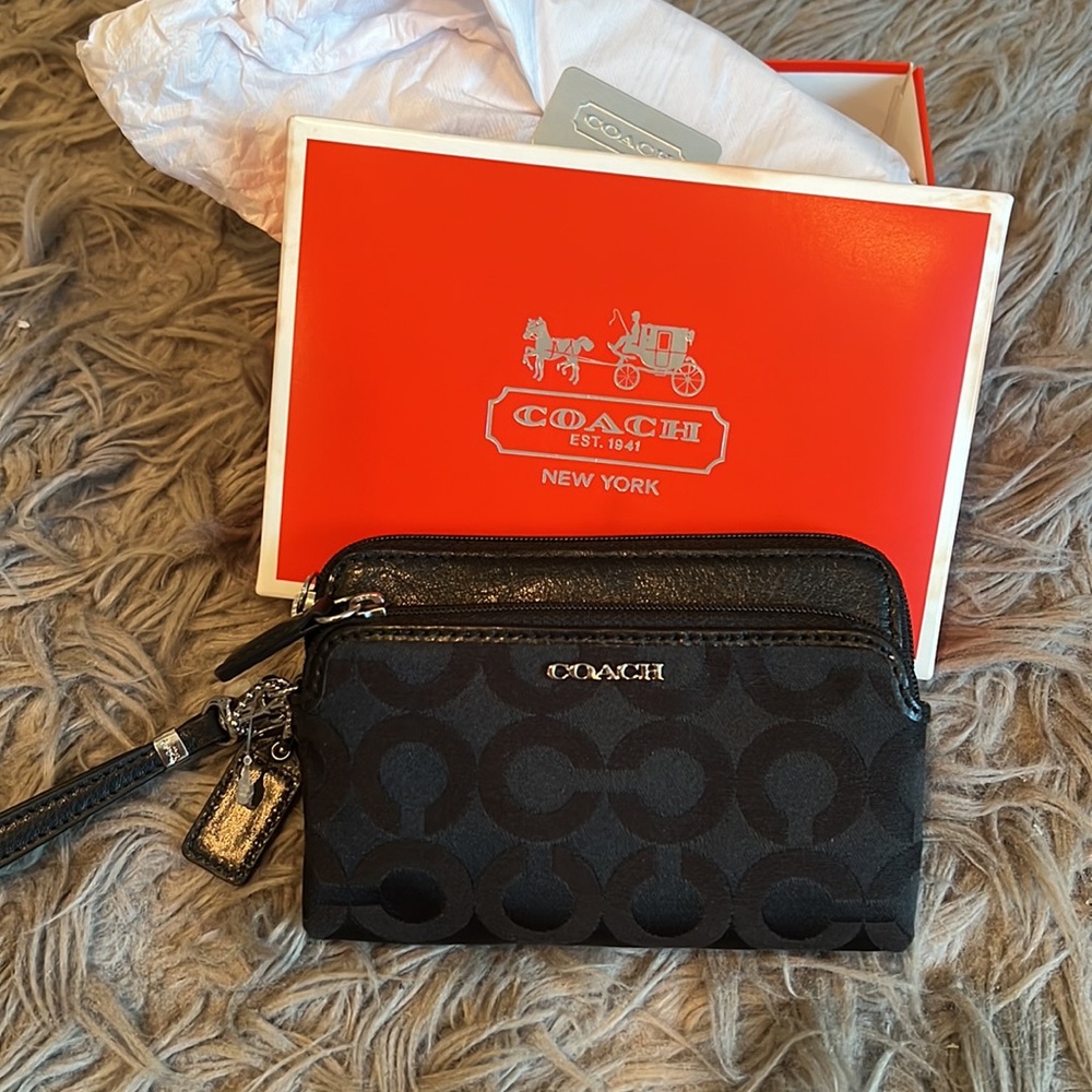 New Coach Double Zipper compartment wristlet wallet black monogram C